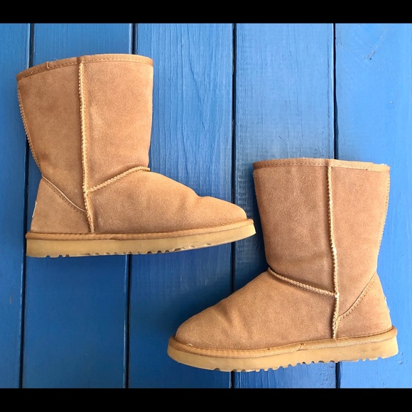 chestnut color boots